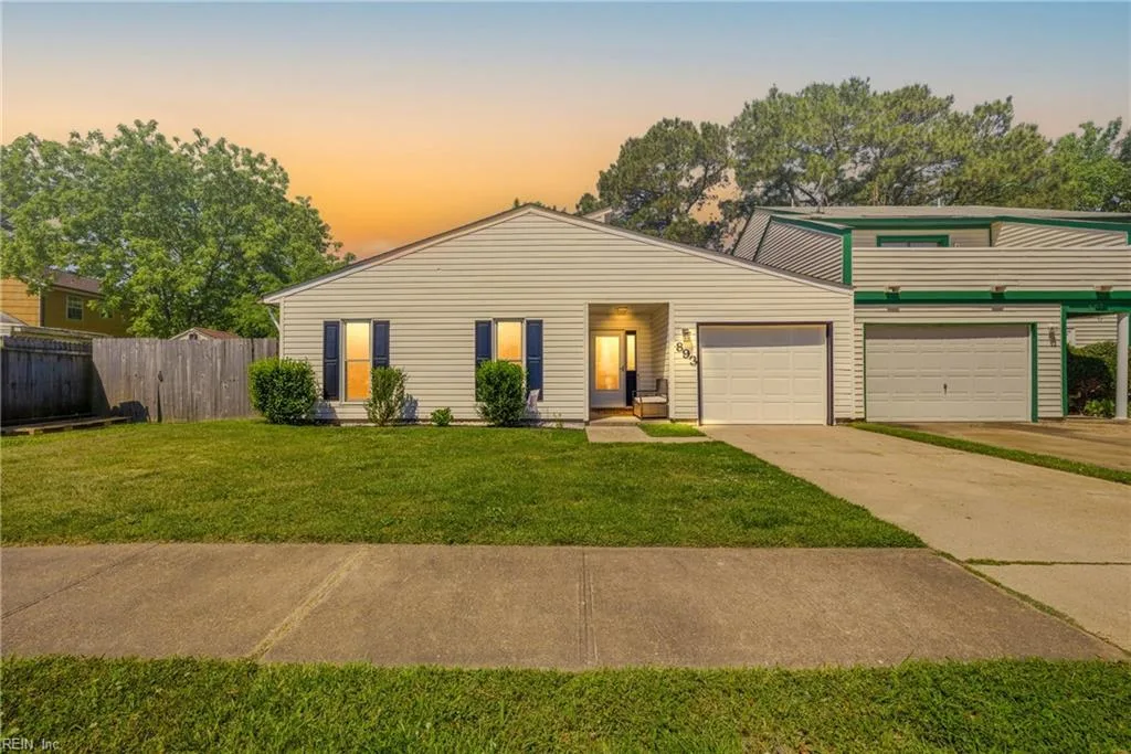 893 Riverbend RD, Virginia Beach — 3 bed Residential, 1,464 sqft