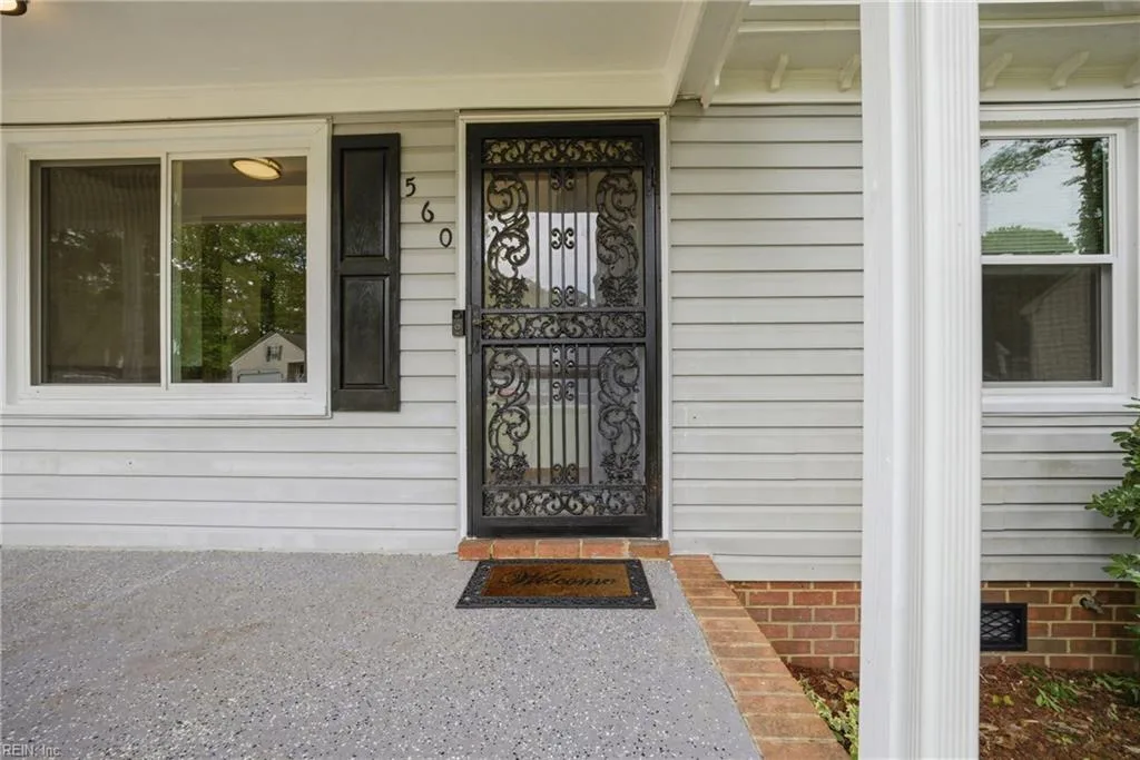 560 Denver AVE, CHESAPEAKE VA 23322 - Photo 4