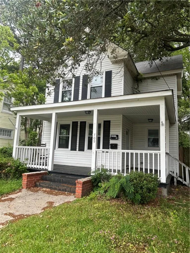 709 E Pembroke AVE #B, HAMPTON VA 23669