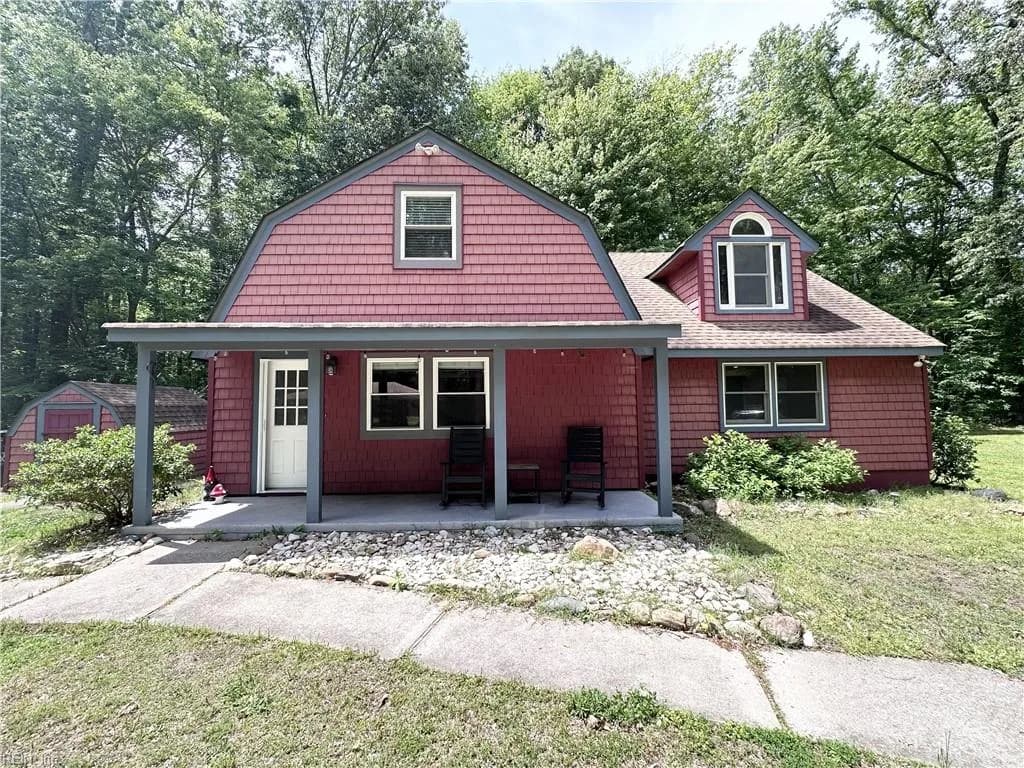 4893 Blackwater RD, VIRGINIABEACH VA 23457 - Photo 2
