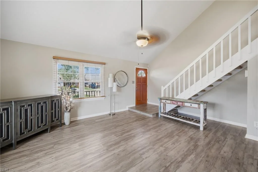 1115 Vermilya CT, VIRGINIABEACH VA 23454 - Photo 5