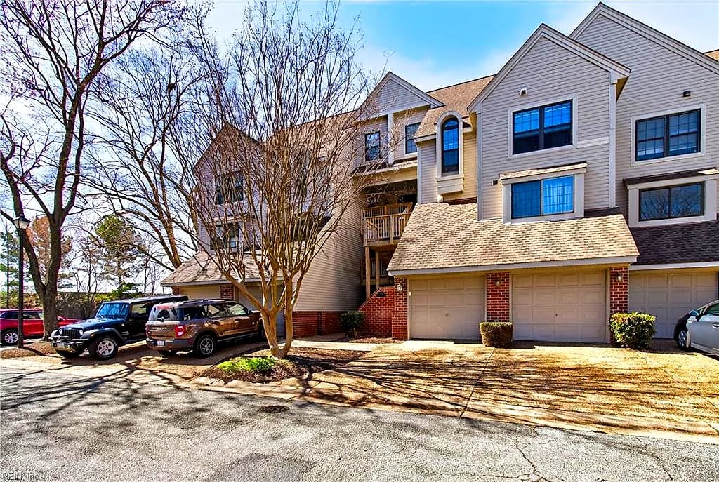 744 Rock Crest CT #301, Newport News — 2 bed Residential, 1,157 sqft
