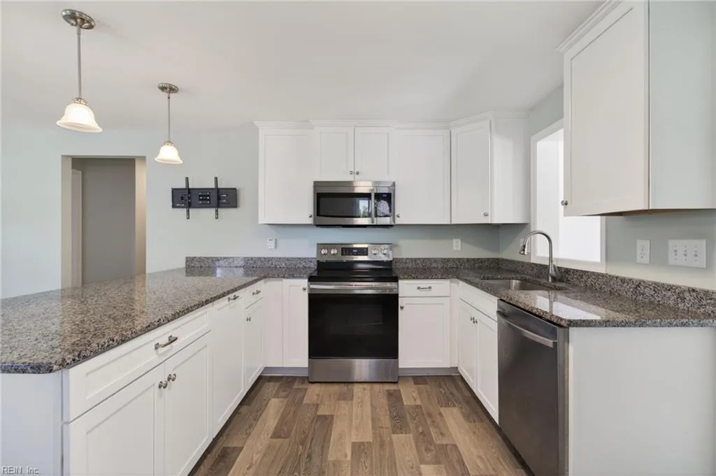 547 Fox Hill Road NONE, HAMPTON VA 23669 - Photo 5