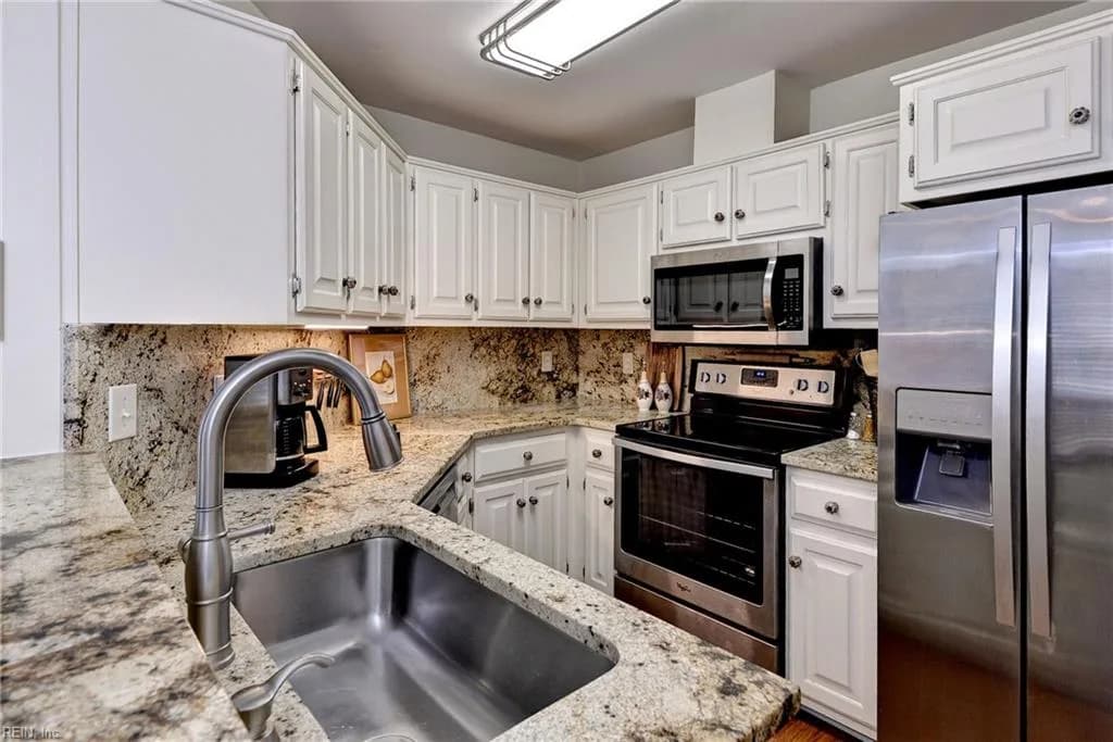208 Woodmere DR #A, WILLIAMSBURG VA 23185 - Main photo