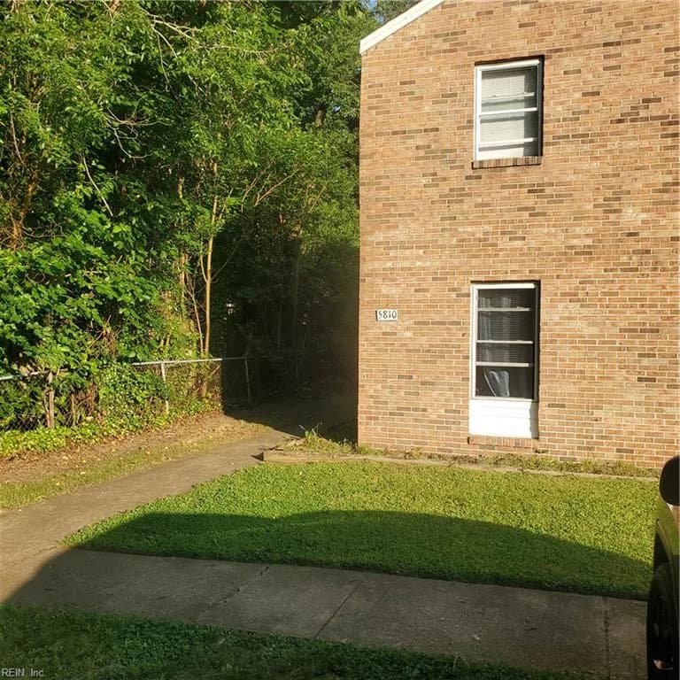 5810 Layton ST, VIRGINIA BEACH VA 23462 - Main photo