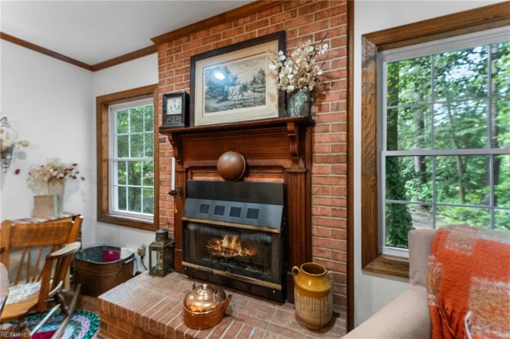 6657 Branch RD, HAYES VA 23072 - Photo 5