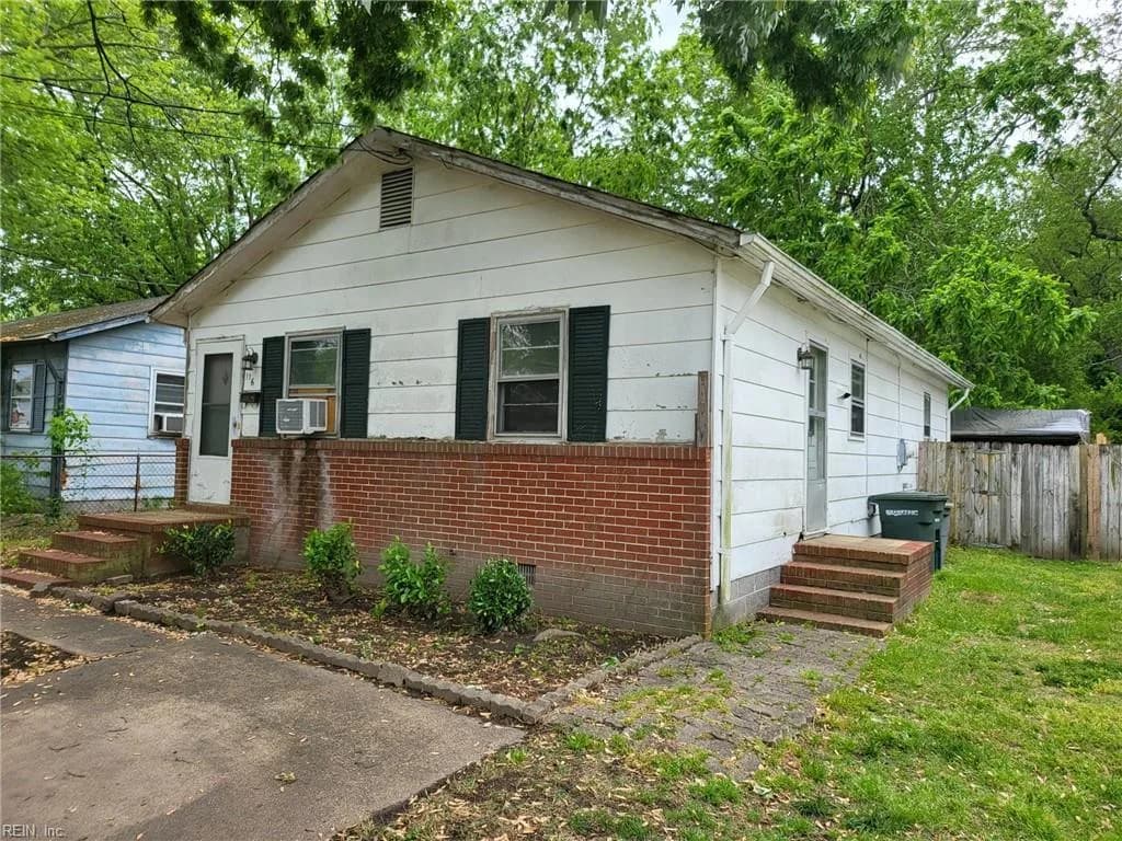 116 Downes ST, HAMPTON VA 23663 - Photo 3