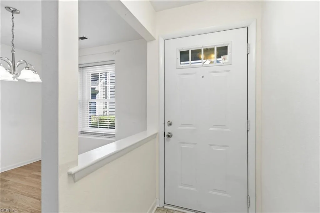 1873 Calash WAY, VIRGINIABEACH VA 23454 - Photo 5