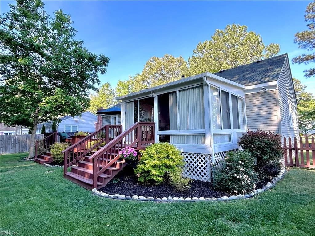 572 Denver AVE, CHESAPEAKE VA 23322 - Photo 4