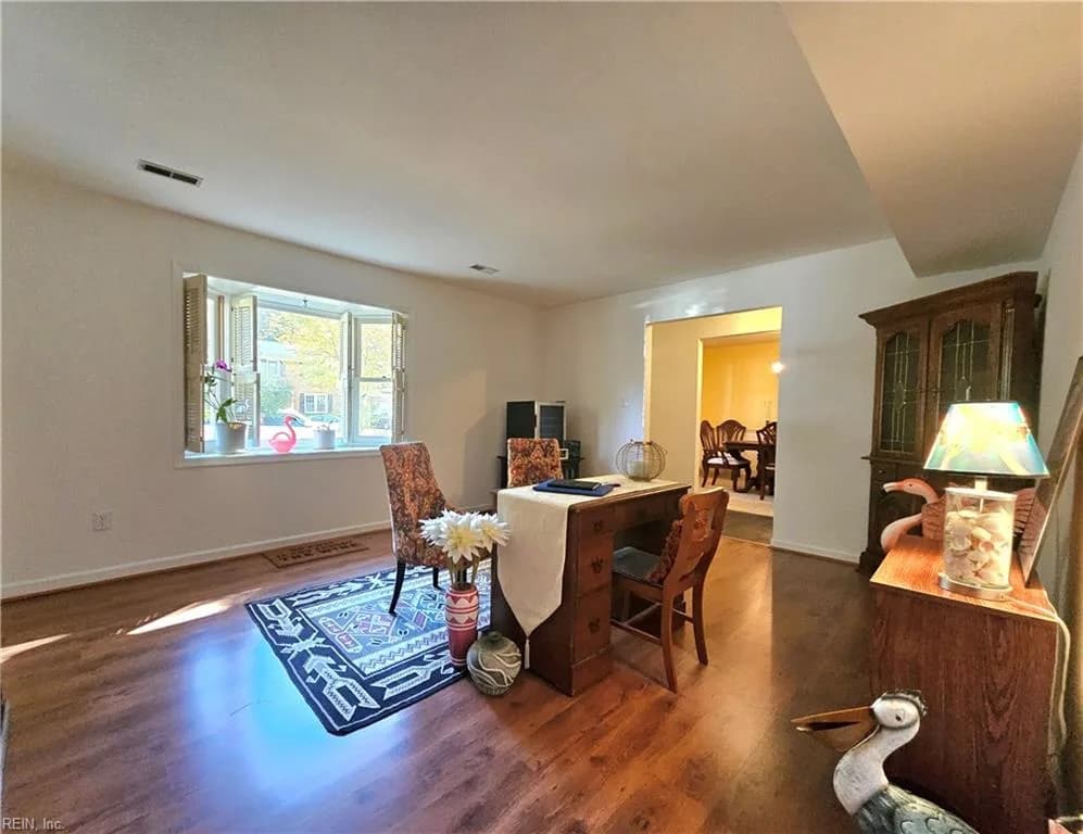 107 Five Forks LN, HAMPTON VA 23669 - Photo 4