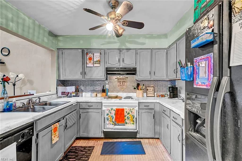 222 Bridgewater DR, NEWPORT NEWS VA 23603 - Photo 4