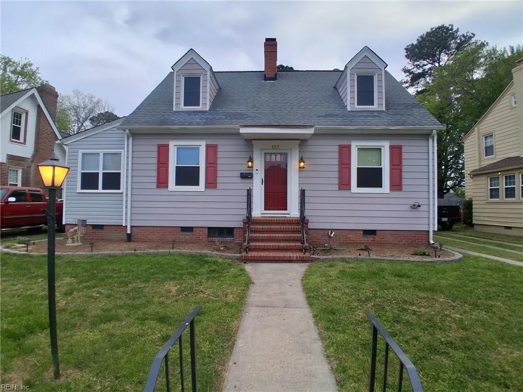 127 Wythe PW, HAMPTON VA 23661