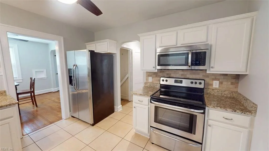 127 Wythe PW, HAMPTON VA 23661 - Photo 5