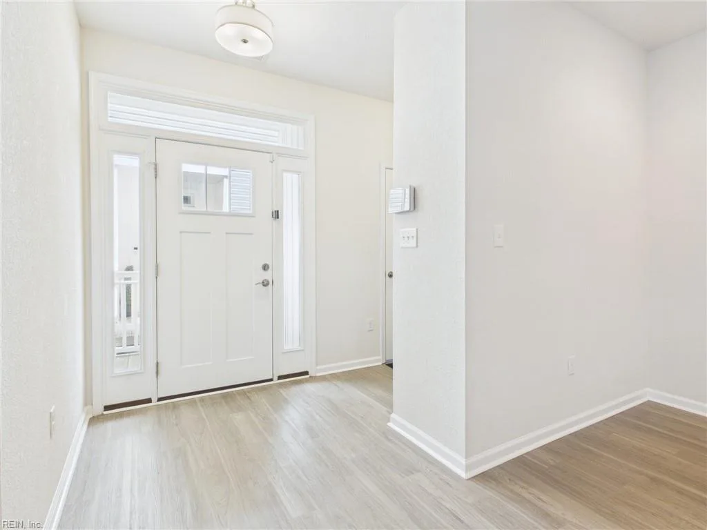 8033 Ransom RD #B, NORFOLK VA 23518 - Photo 5
