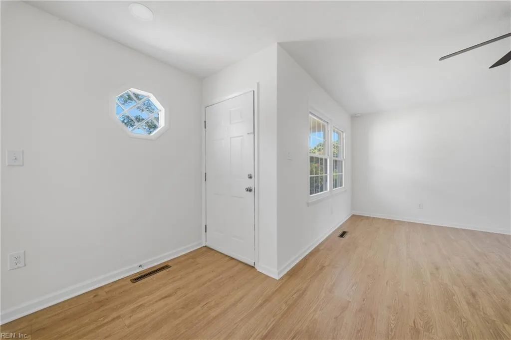 177 Upperville RD, VIRGINIABEACH VA 23462 - Photo 5