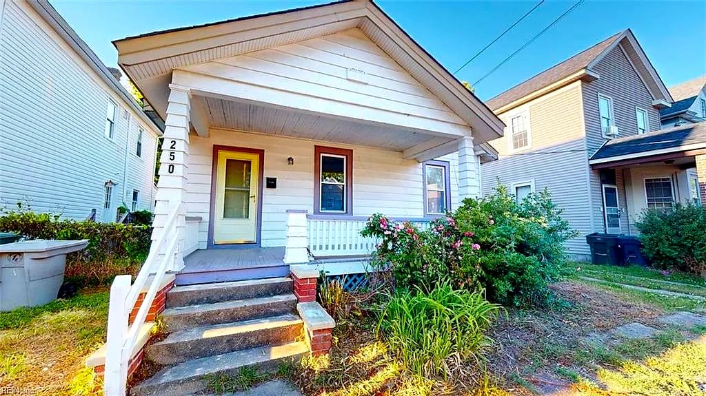 250 Lee ST, Hampton — 2 bed Residential, 1,224 sqft