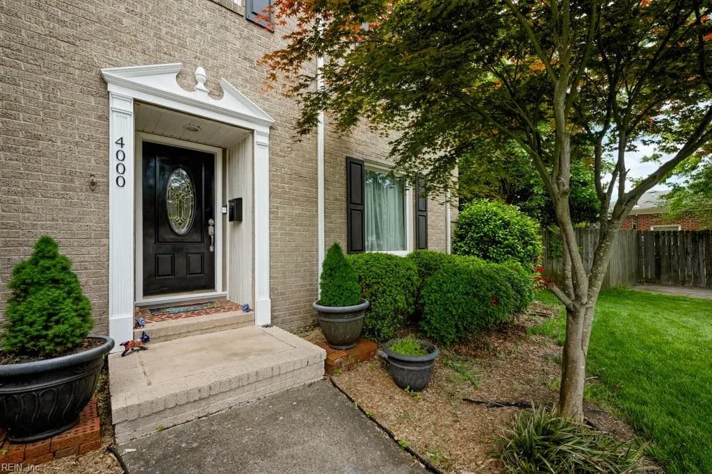 4000 Buchanan DR, HAMPTON VA 23669 - Photo 3