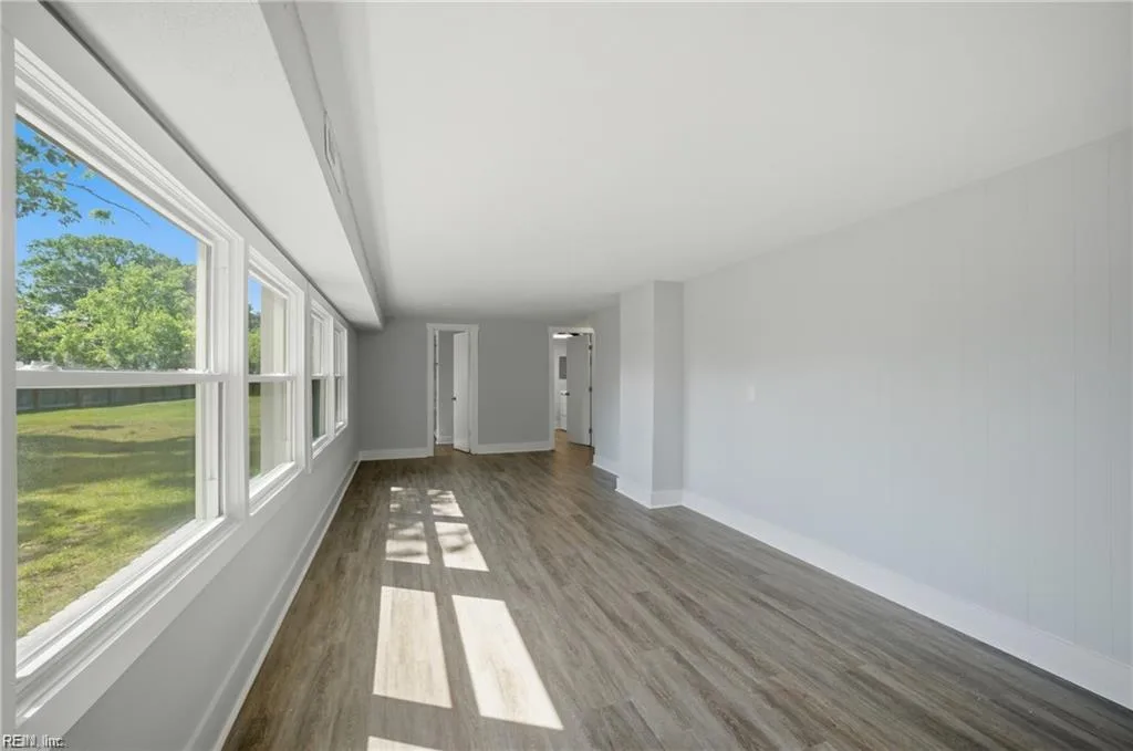 7404 Red Brook RD, NORFOLK VA 23518 - Photo 5