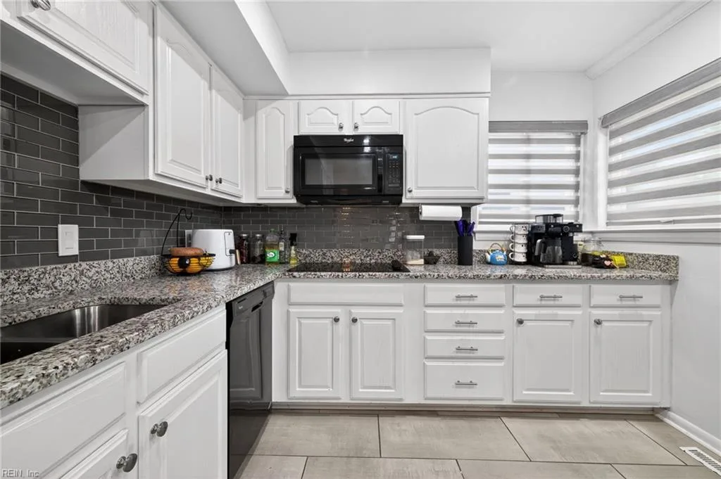 5563 Bayberry DR, NORFOLK VA 23502 - Photo 3