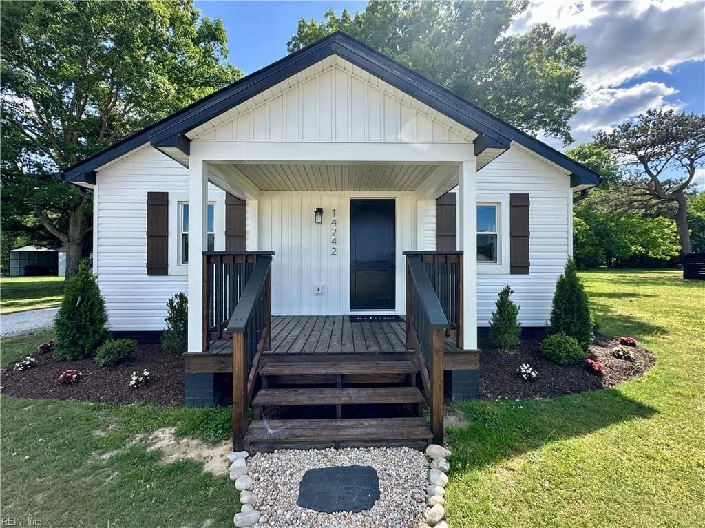 14242 Trump Town RD, WINDSOR VA 23487 - Photo 4