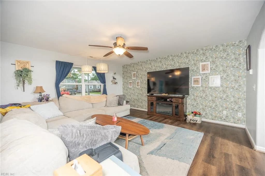 8008 Merritt ST, NORFOLK VA 23518 - Photo 5