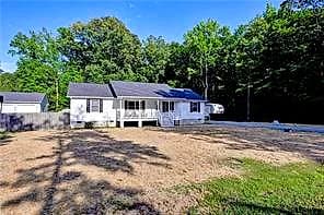 6139 Lamberth LN, GLOUCESTER VA 23061 - Main photo