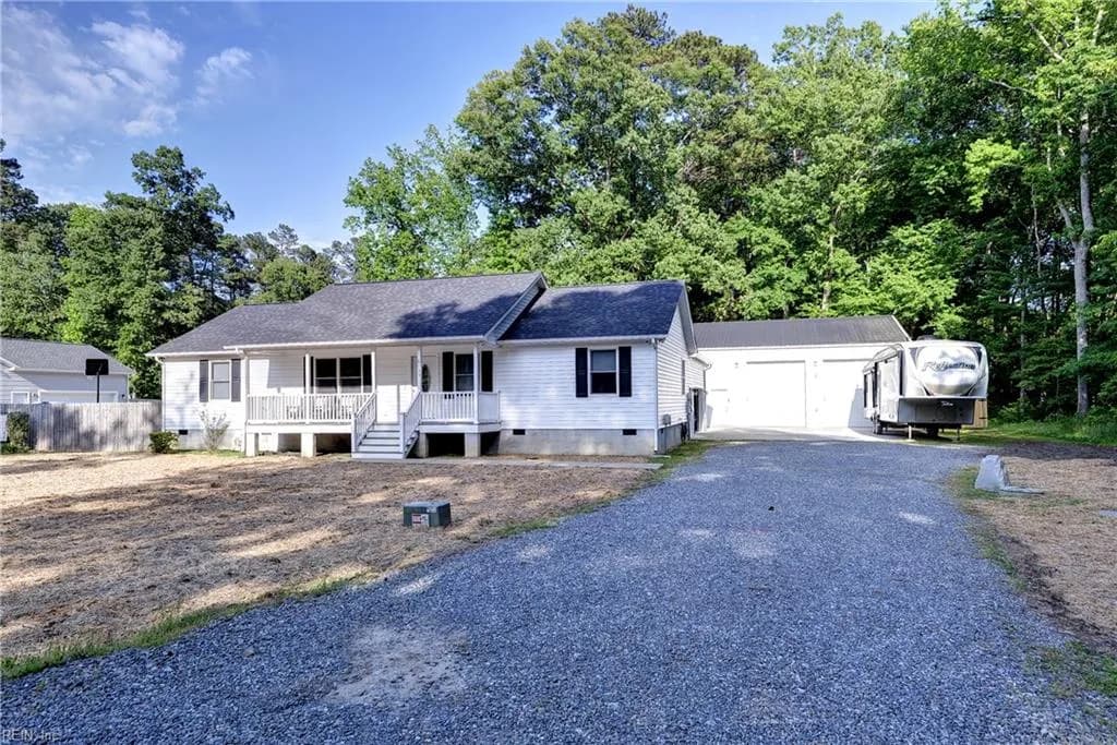 6139 Lamberth LN, GLOUCESTER VA 23061 - Photo 4