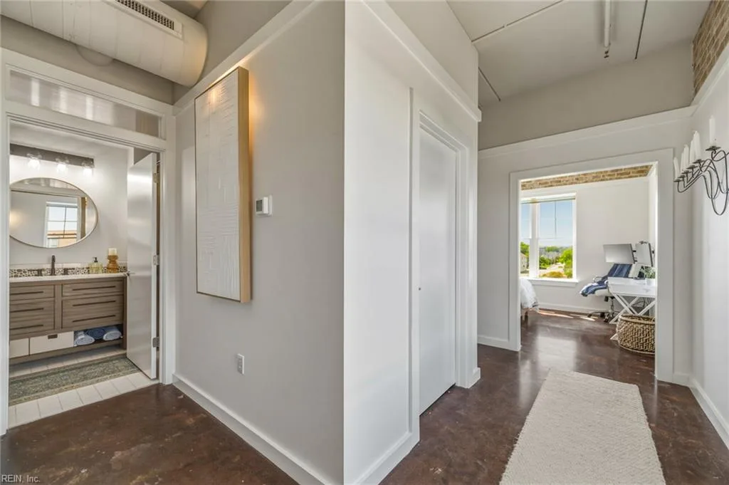 2951 Baltic AVE #401, VIRGINIABEACH VA 23451 - Photo 4