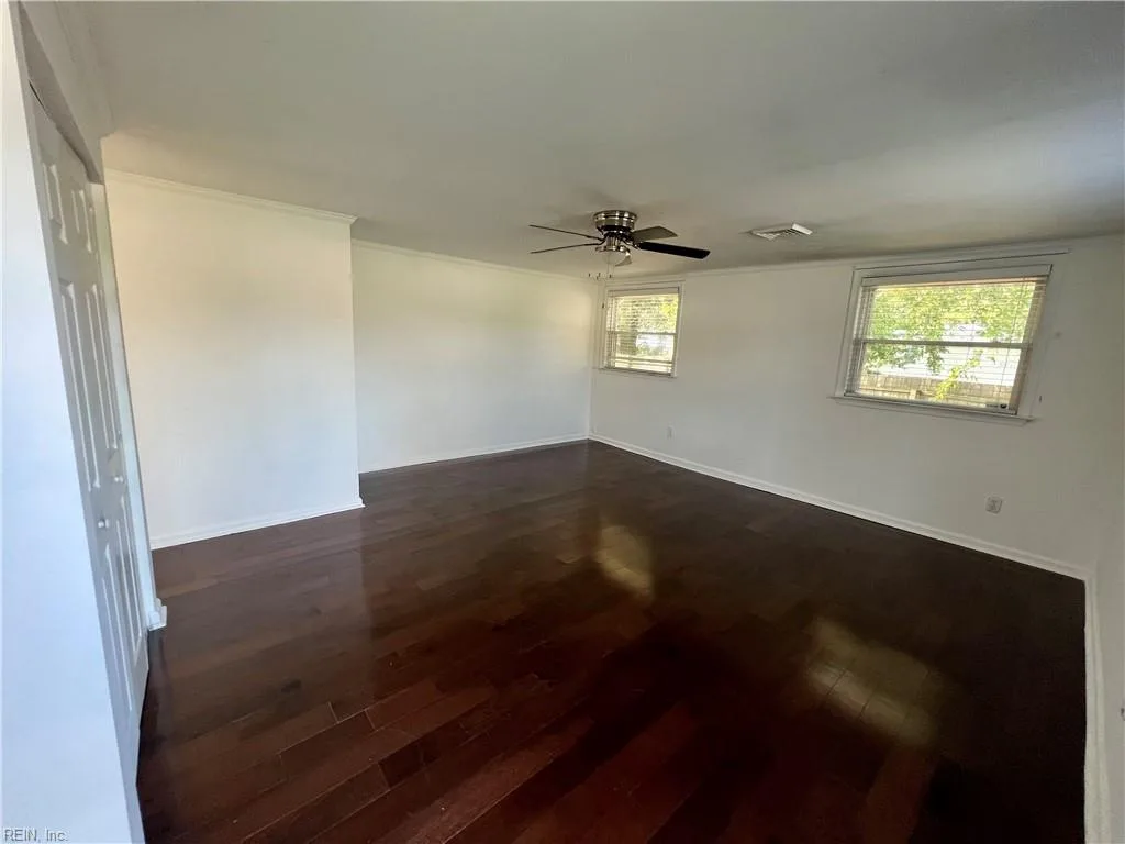 2304 Burnette DR, HAMPTON VA 23663 - Photo 3