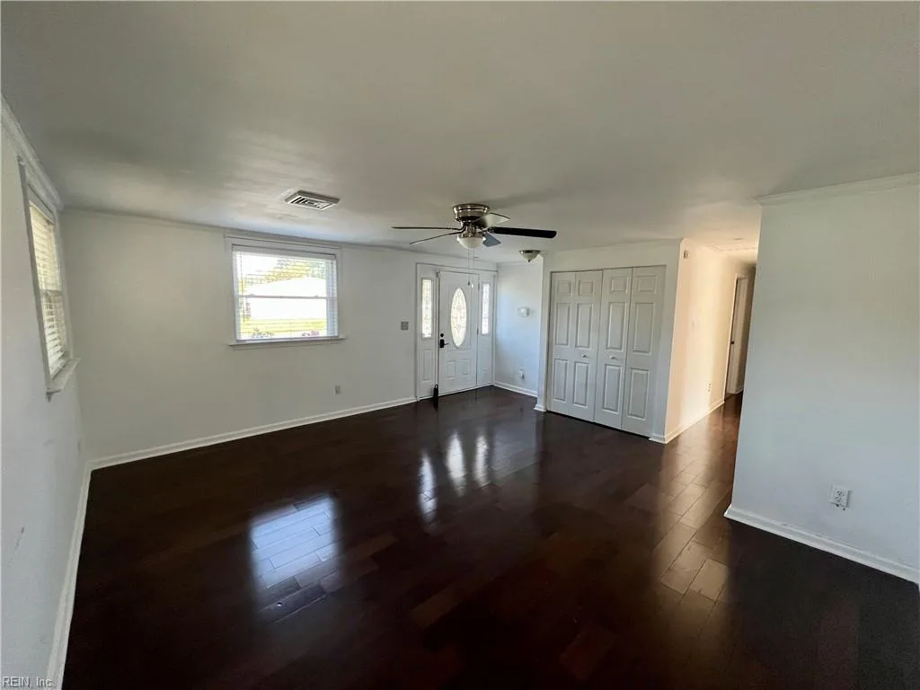 2304 Burnette DR, HAMPTON VA 23663 - Photo 4