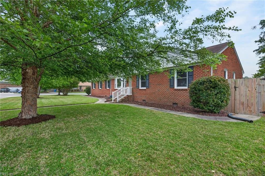 3369 Morningside DR, CHESAPEAKE VA 23321 - Photo 4