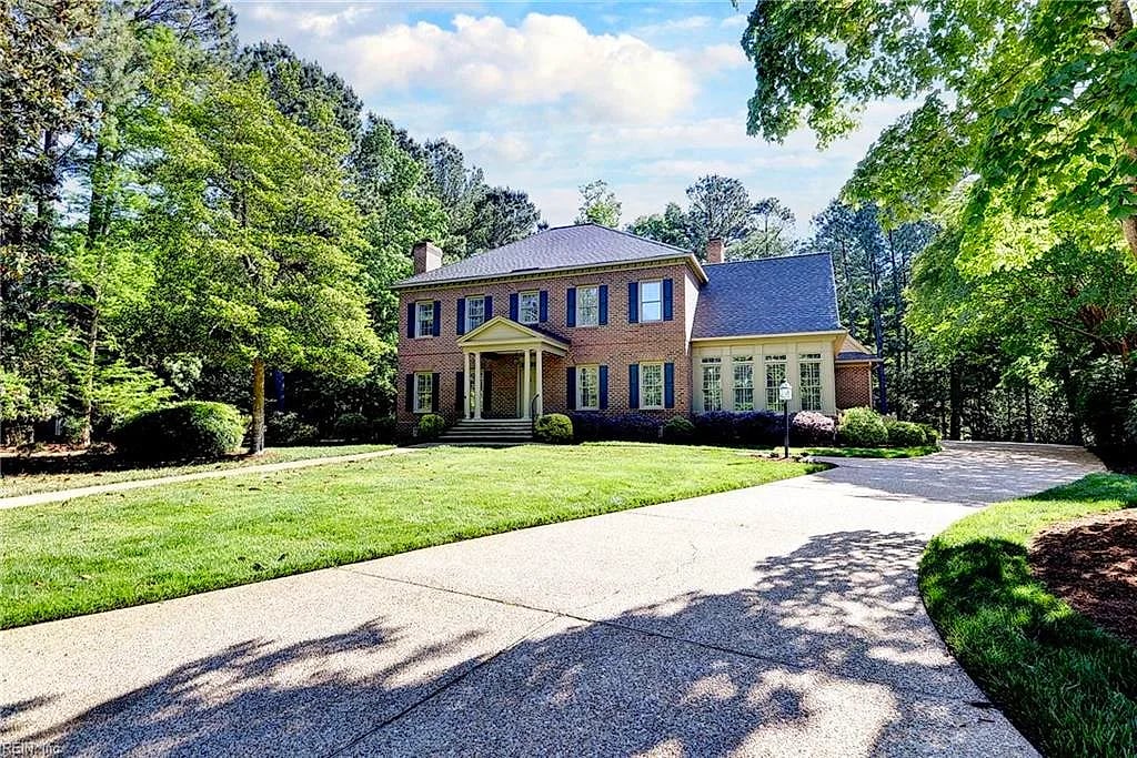 3251 Wingfield Lake RD, Williamsburg — 4 bed Residential, 4,303 sqft