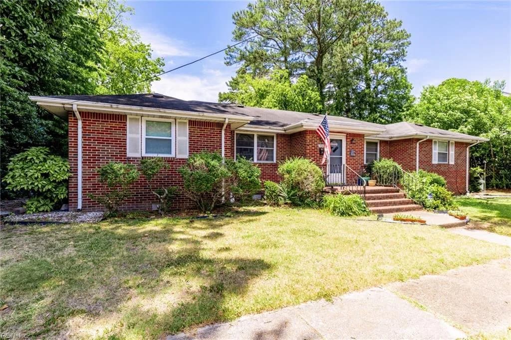 7705 Lambert PL, NORFOLK VA 23505 - Main photo