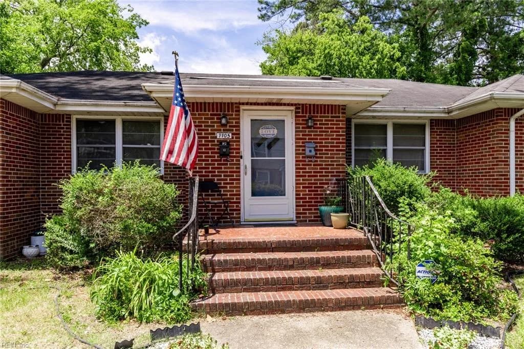 7705 Lambert PL, NORFOLK VA 23505 - Photo 4