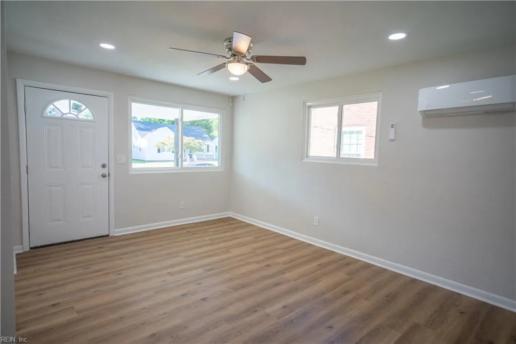 2835 Woodland AVE, NORFOLK VA 23504 - Photo 3