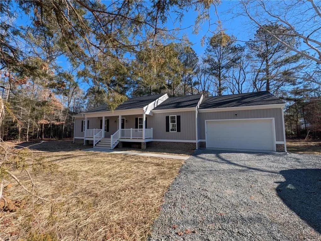 9135 George Washington HWY, GLOUCESTER VA 23061 - Main photo