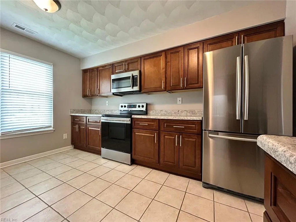 616 Aubrey DR, VIRGINIABEACH VA 23462 - Photo 4