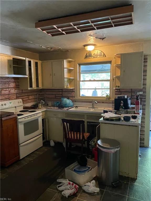 121 Abilene AVE, NORFOLK VA 23502 - Photo 3