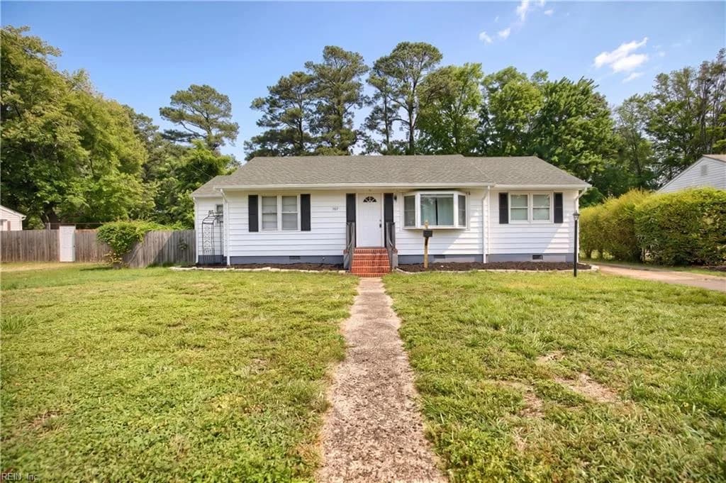 797 Old Oyster Point RD, NEWPORTNEWS VA 23602 - Photo 3
