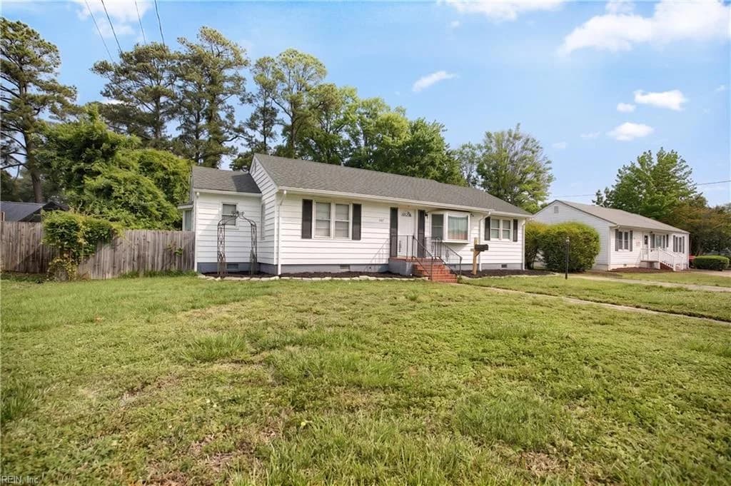 797 Old Oyster Point RD, NEWPORTNEWS VA 23602 - Photo 4