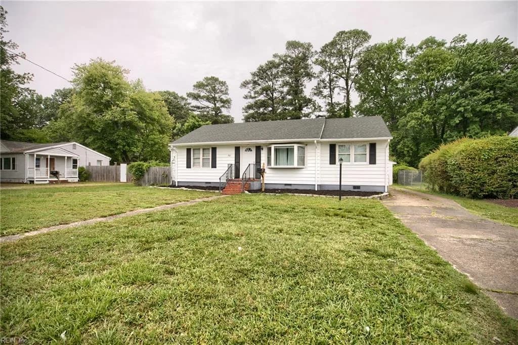 797 Old Oyster Point RD, NEWPORTNEWS VA 23602 - Photo 5