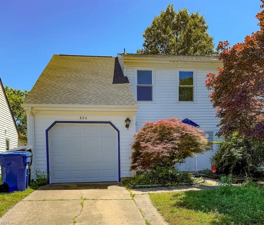 924 Daniel Maloney DR, VIRGINIABEACH VA 23464 - Photo 2