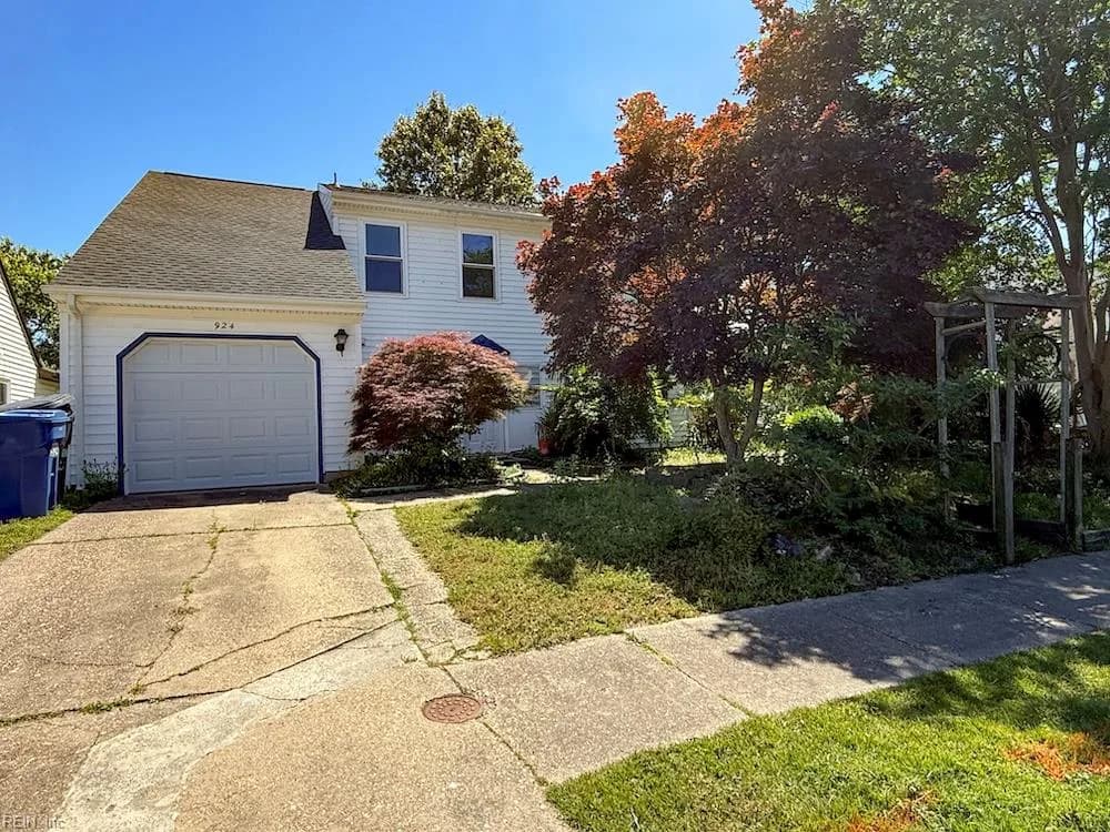 924 Daniel Maloney DR, VIRGINIABEACH VA 23464 - Photo 3