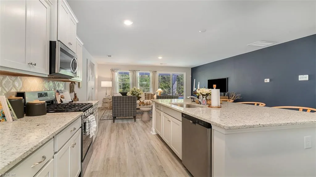 5102 Duxbury RD, SUFFOLK VA 23435 - Photo 5