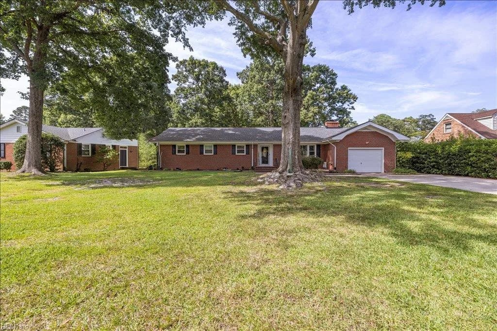 122 Ashley RD, CHESAPEAKE VA 23322 - Photo 3