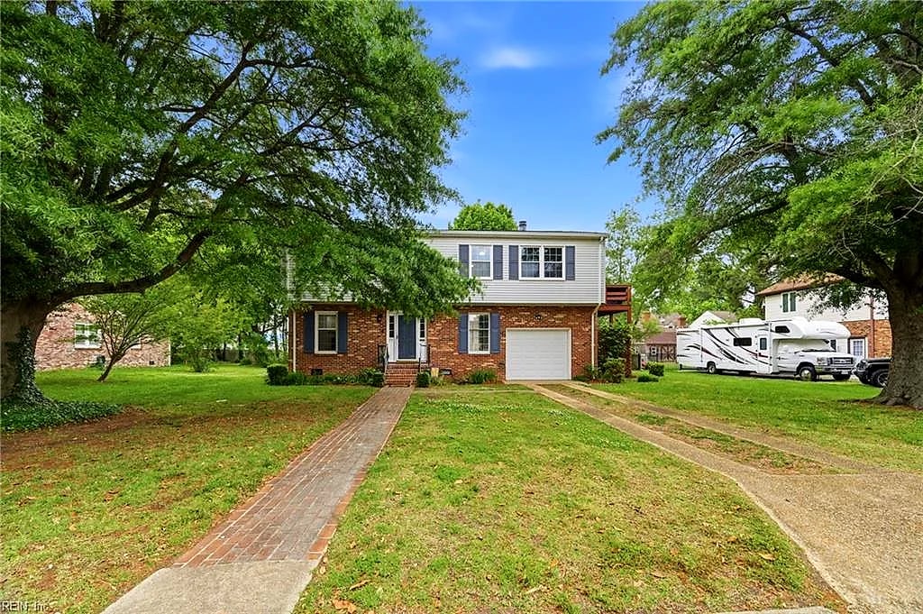24 Ivy Home RD, Hampton — 3 bed Residential, 1,801 sqft