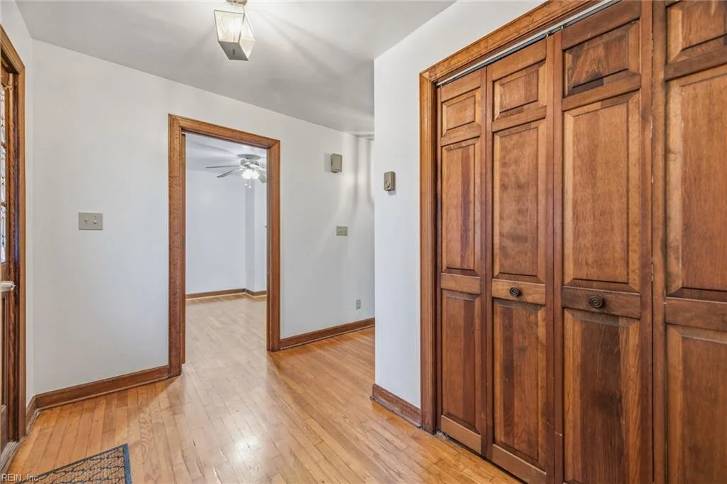 24 Ivy Home RD, HAMPTON VA 23669 - Photo 5
