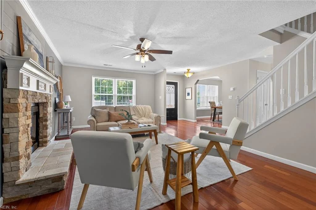 321 Tarneywood DR, CHESAPEAKE VA 23320 - Photo 4