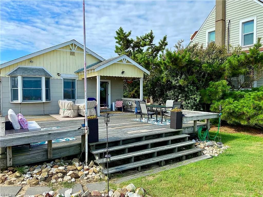 756 W Ocean View AVE, NORFOLK VA 23503 - Main photo