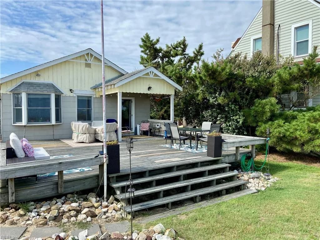 756 W Ocean View AVE, NORFOLK VA 23503 - Photo 2